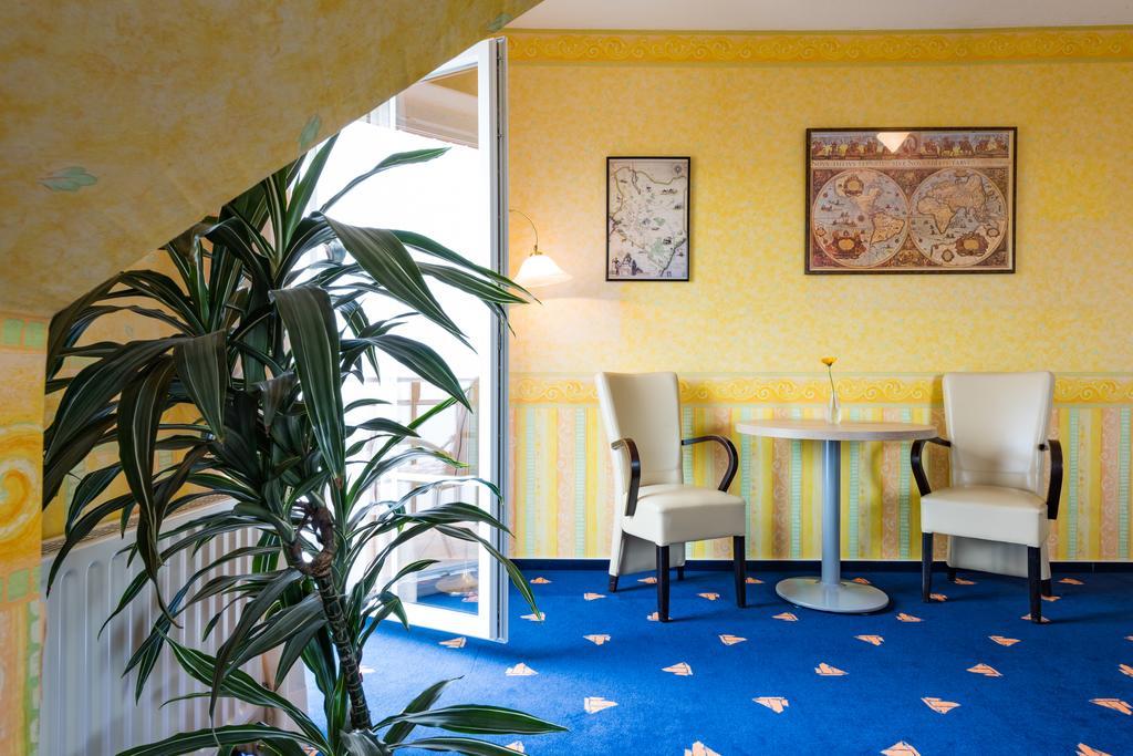 Hotel Boddenhus Garni ซิงสท์ ภายนอก รูปภาพ